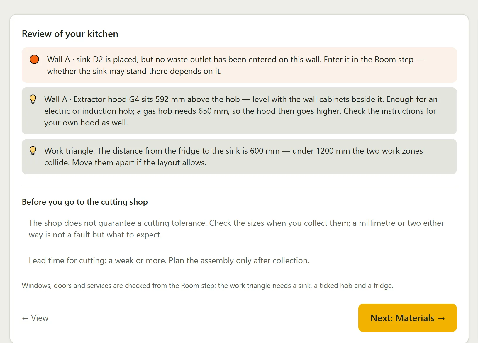 The planner screen: the Review step with warnings about the waste, the extractor height and the work triangle